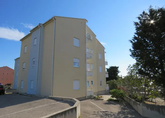 The Nifty Nook Apartments
